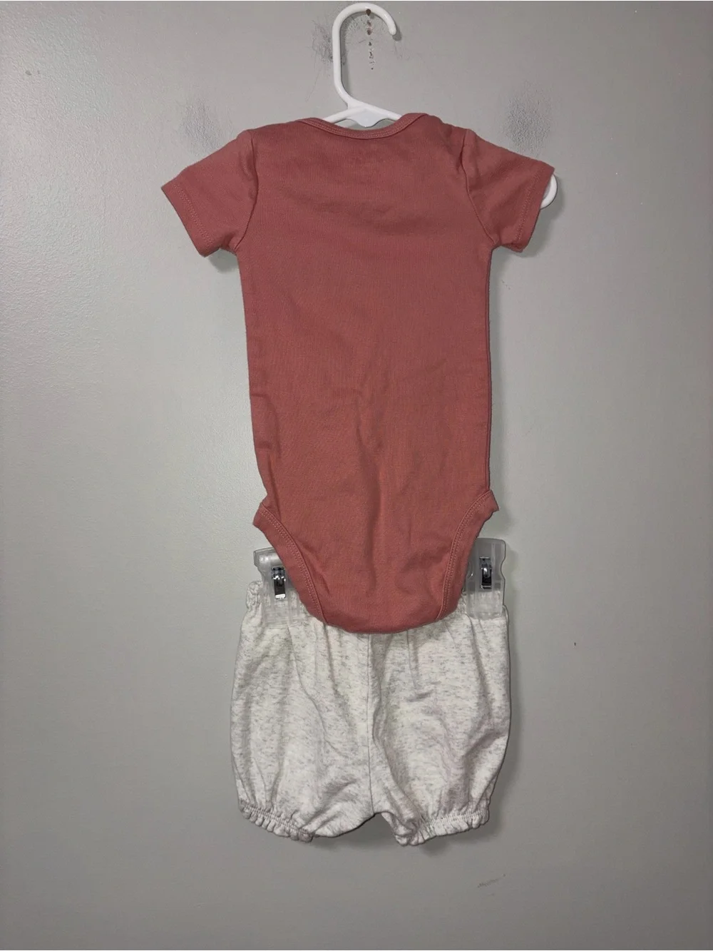 Carters & Child of Mine Light Red Body Suit Gray Ruffle Shorts Set 6-9M Girls